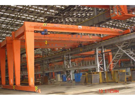 青島武船重工MB型雙梁雙葫蘆門(mén)式起重機(jī)